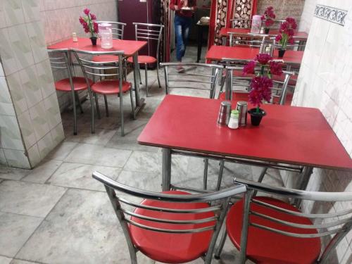 레스토랑, Hotel KNB Heritage in 우타르카쉬