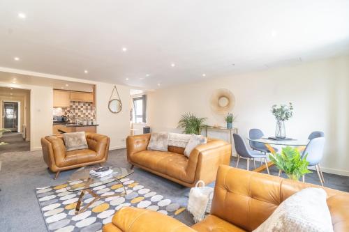 Charming Westend/City centre Apartment