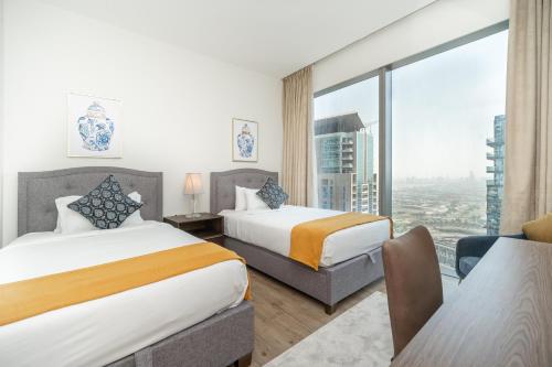Luton Vacation Homes - Luxury & High floor 2BR , Jumeirah Living Marina Gate 3 - 48AB07, Dubai (photo 3)