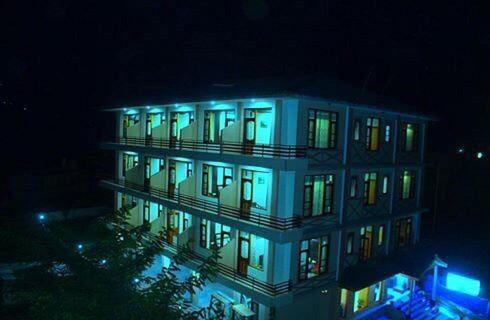 Manali Mountains Regency