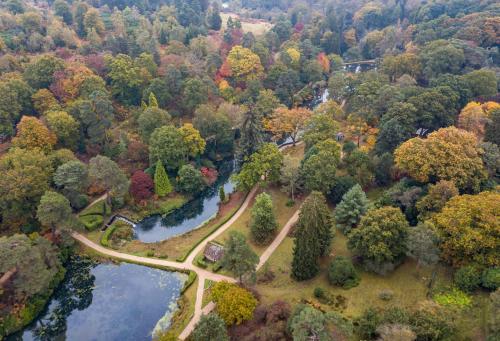 Leonardslee Lakes and Gardens