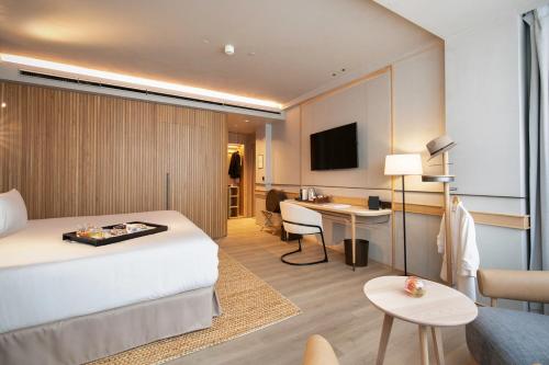 Only YOU Hotel Málaga - image 8