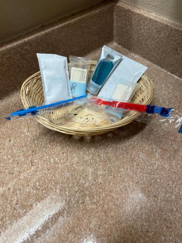 Los Fresnos Inn and Suites - image 7