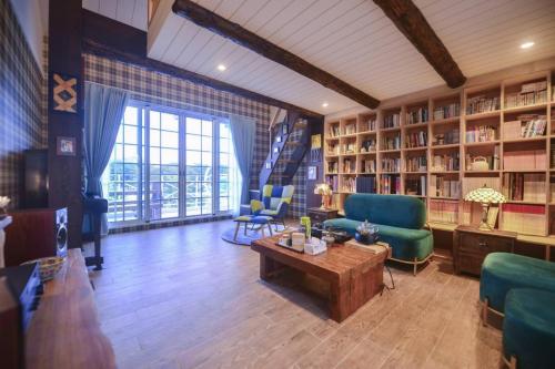 White Deer Poem near Eternal Golden Fortress