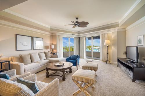 Ocean View Residence 708 located at The Ritz-Carlton