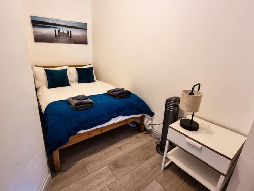 Picture of Newly Refurbished Flat In Central Cheltenham With Parking