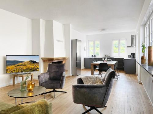 Villa Burglay Ferienwohnungen mit und ohne Sauna in Zell Mosel, Deutschland