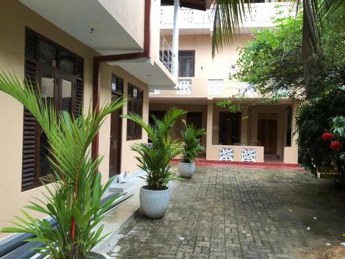 Kumar guest house & apartment