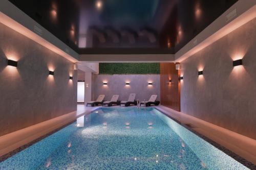 Úszómedence, Makis Hotel SPA in Lutsk