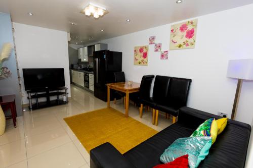 Comfortable stay in Shirley, Solihull - Room 3 4