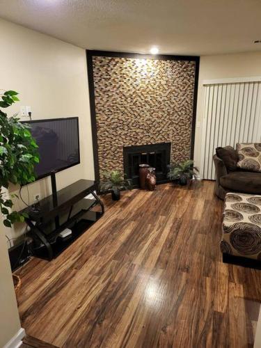 Home away from home 2 bedroom townhouse