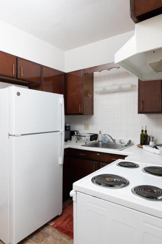 Flexhome East Side Vintage 2BR SH2 Near St Mary's
