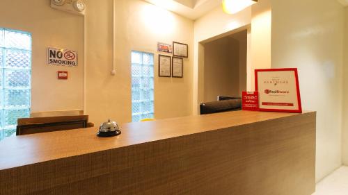 Lobby, RedDoorz @ Golite Old Albay in Legazpi