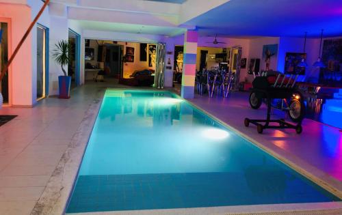 Swimming pool, Gallery pool villa in Thalang