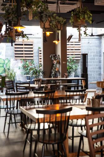 Restaurant, Padstow Park Hotel in Hurstville