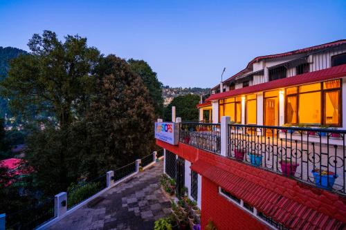 goSTOPS Nainital - Rooms & Dorms