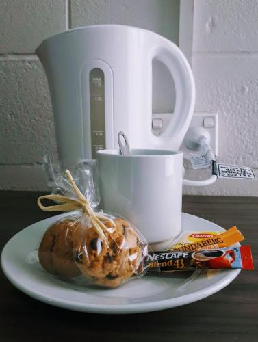 บริการและสิ่งอำนวยความสะดวก, Motel Riverbend in เทเลม เบนด์