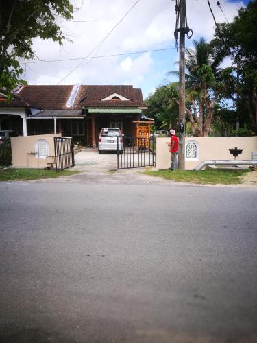 HOMESTAY 144