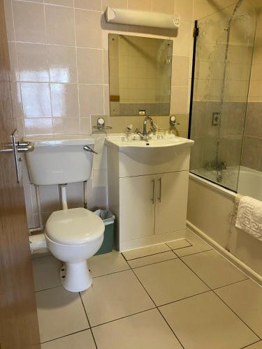 Cardiff Sandringham Hotel - image 8