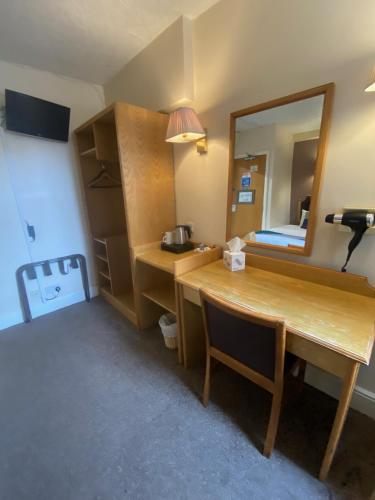 Cardiff Sandringham Hotel - image 14
