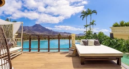 Royal River Luxury Hotel