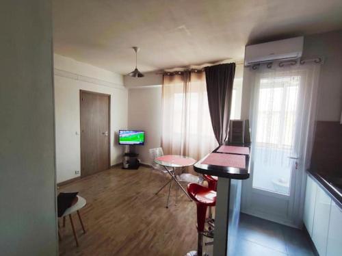 A private studio chambre d'hôte Saint-Isidore