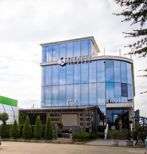 TiAdele Hotel - image 2