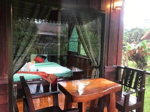 Khao Sok River & Jungle Resort - 편의 시설/서비스