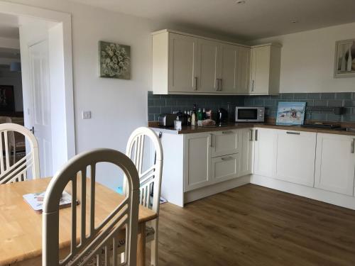 Kitchen, Cottages at Woodlands, Appleloft in Wareham