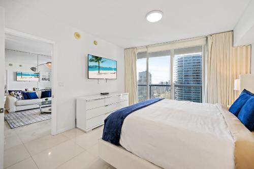 Majestic High Rise Unit with Ocean view