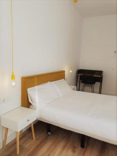Deluxe Double Room image 10