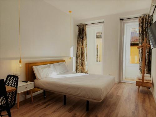 Hostal Manuela by gaiarooms