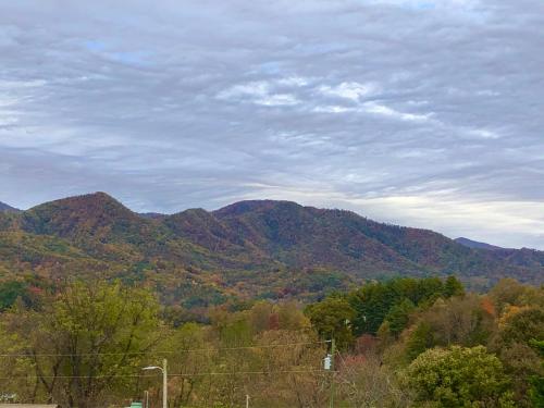 Smokey Mountain Overlook