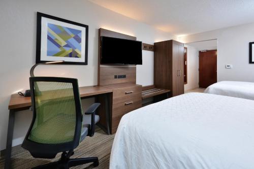 Holiday Inn Express Raleigh-Durham Airport, an IHG Hotel