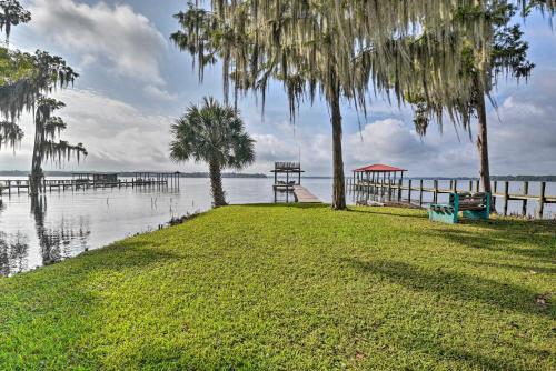 Pirate Cove in Welaka Dock and River Access! in East Palatka 
