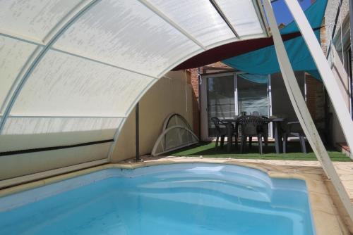 Villa Familiale 8 personnes piscine privée - 8TAM3PIA gîte à louer Pia