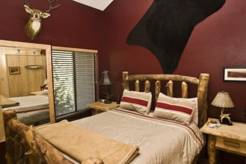 Brianwood Condo at Giant Steps - image 3