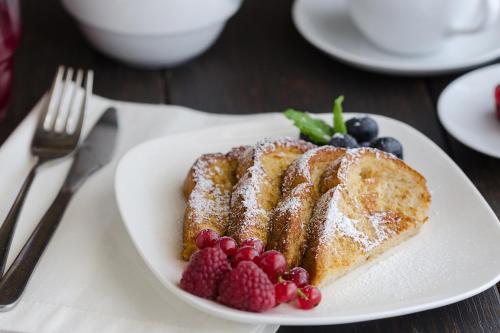 Nantucket Whale Inn, Half Moon Bay Nantucket Whale Inn, Half Moon Bay