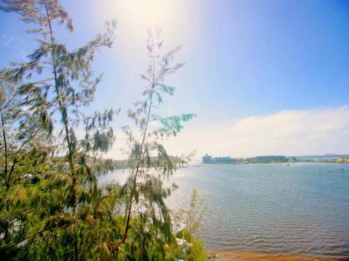2 Bedroom Apt with Breathtaking view, Oyster Pond (foto 2)