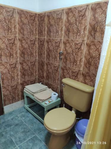 Two-Bedroom House image 7