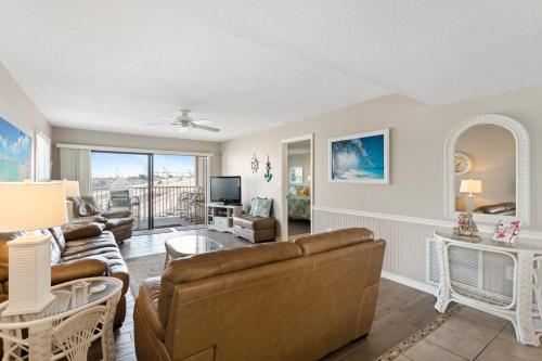 #304 Beach Place Condos in St Pete Beach, USA
