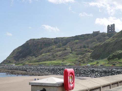 Narnia Cottage - image 13