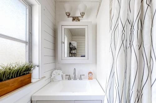 Sunshine Beach Cottage