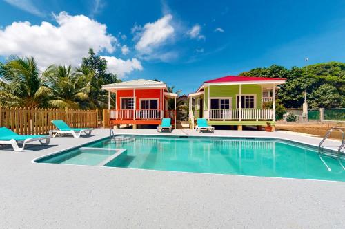 Came at Hummingbird Estate Gold Standard Certified