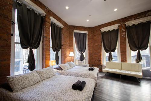 STUDIO PLUS, Next to the Korea-Town in New York, USA