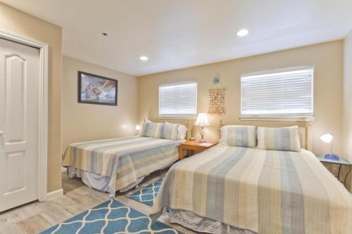 Inverness Penthouse 1102 by Padre Island Rentals