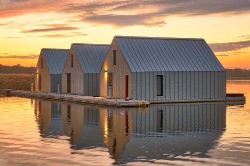House on the Water Premium