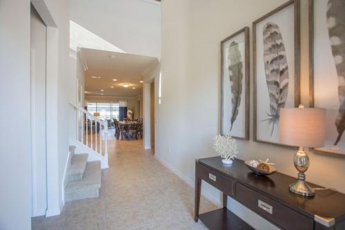 Elegant! 8Bed 6Ba Villa Games Pool Spa 8882ML - image 6