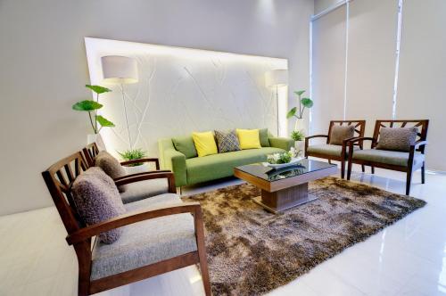 Lobby, Zerenity Hotel and Suites near Cebu IT Park