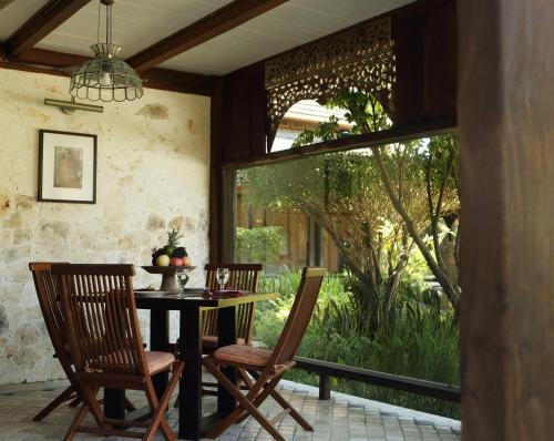 Alindra Villa